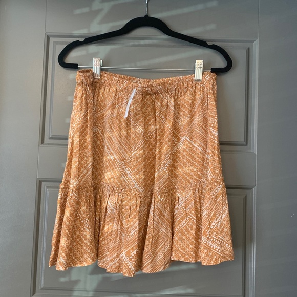 Patterned skirt - Picture 2 of 2